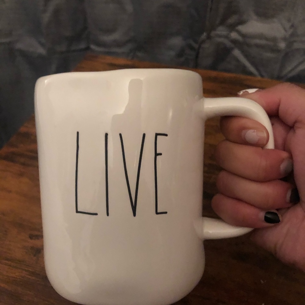 Live Rae Dunn Mug - Picture 4 of 6